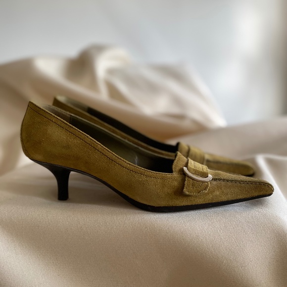 Vintage Sergio Rossi Olive Green suede pumps, size 35.5 - Picture 1 of 4